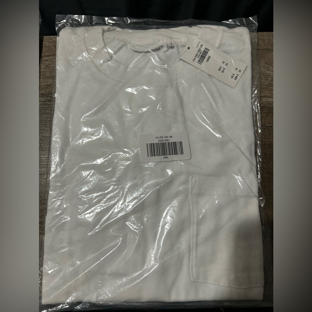 Abercrombie Soft Tee White Pocket Tee & Dark Grey Tee Large 2pk